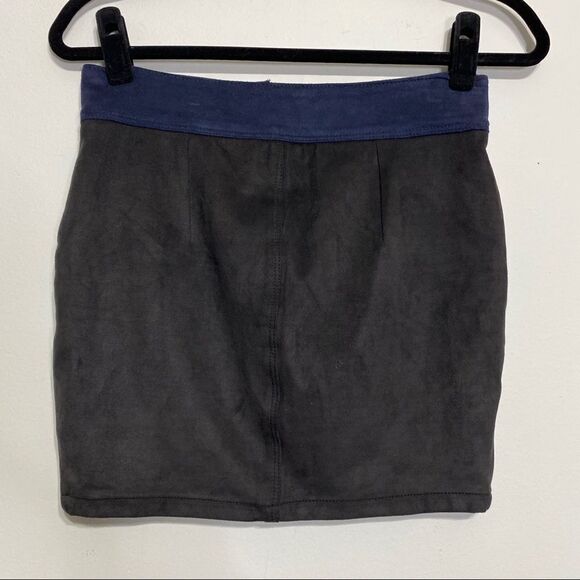 Zara Charcoal Gray‎ & Blue Faux Suede Mini Skirt - Picture 2 of 8